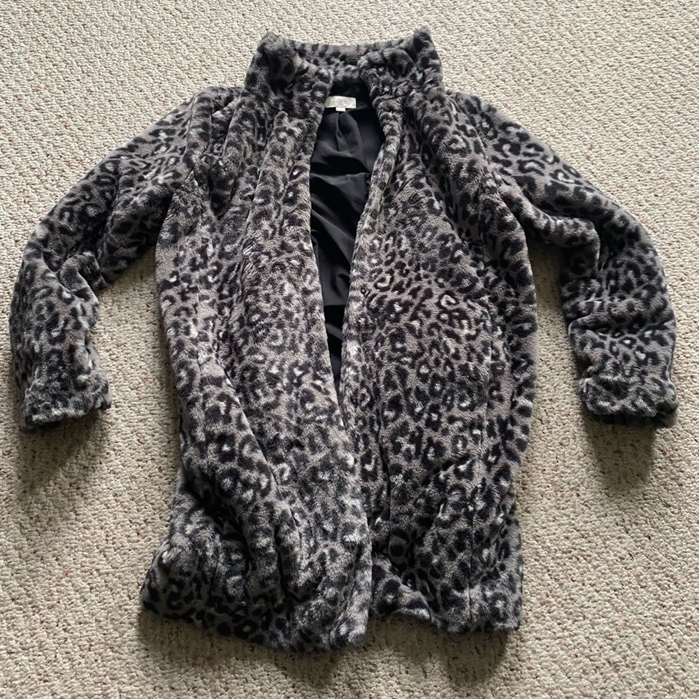 Loft medium fur jacket